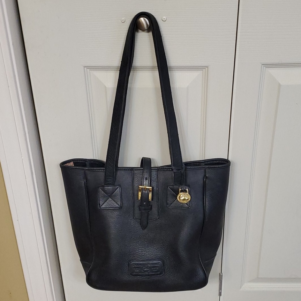 Dooney & Bourke bag